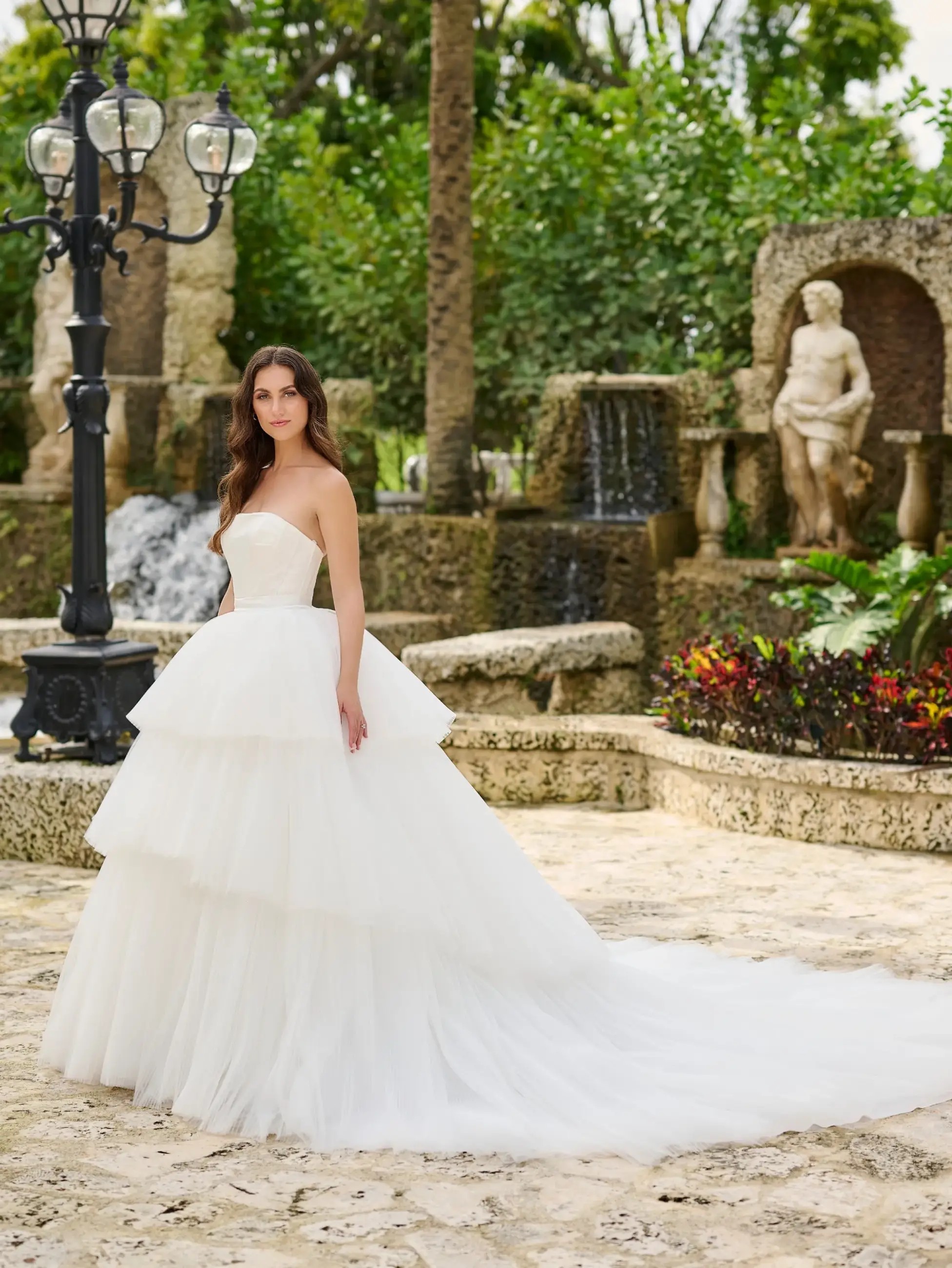 Perfect Dresses for Intimate Weddings: Small Ceremonies, Big Impact Image