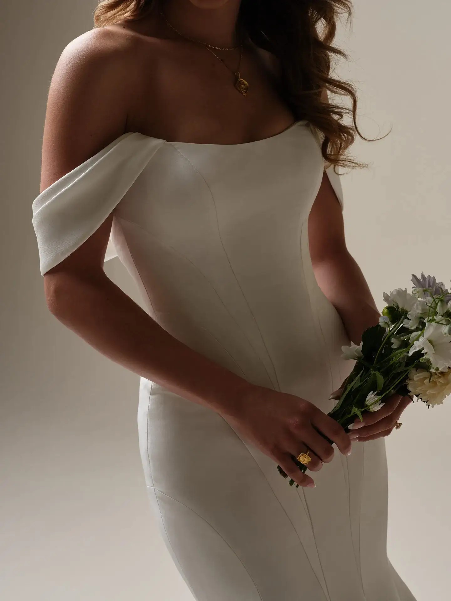 Soft &amp; Structured: How to Find a Gown That Feels Like You Image