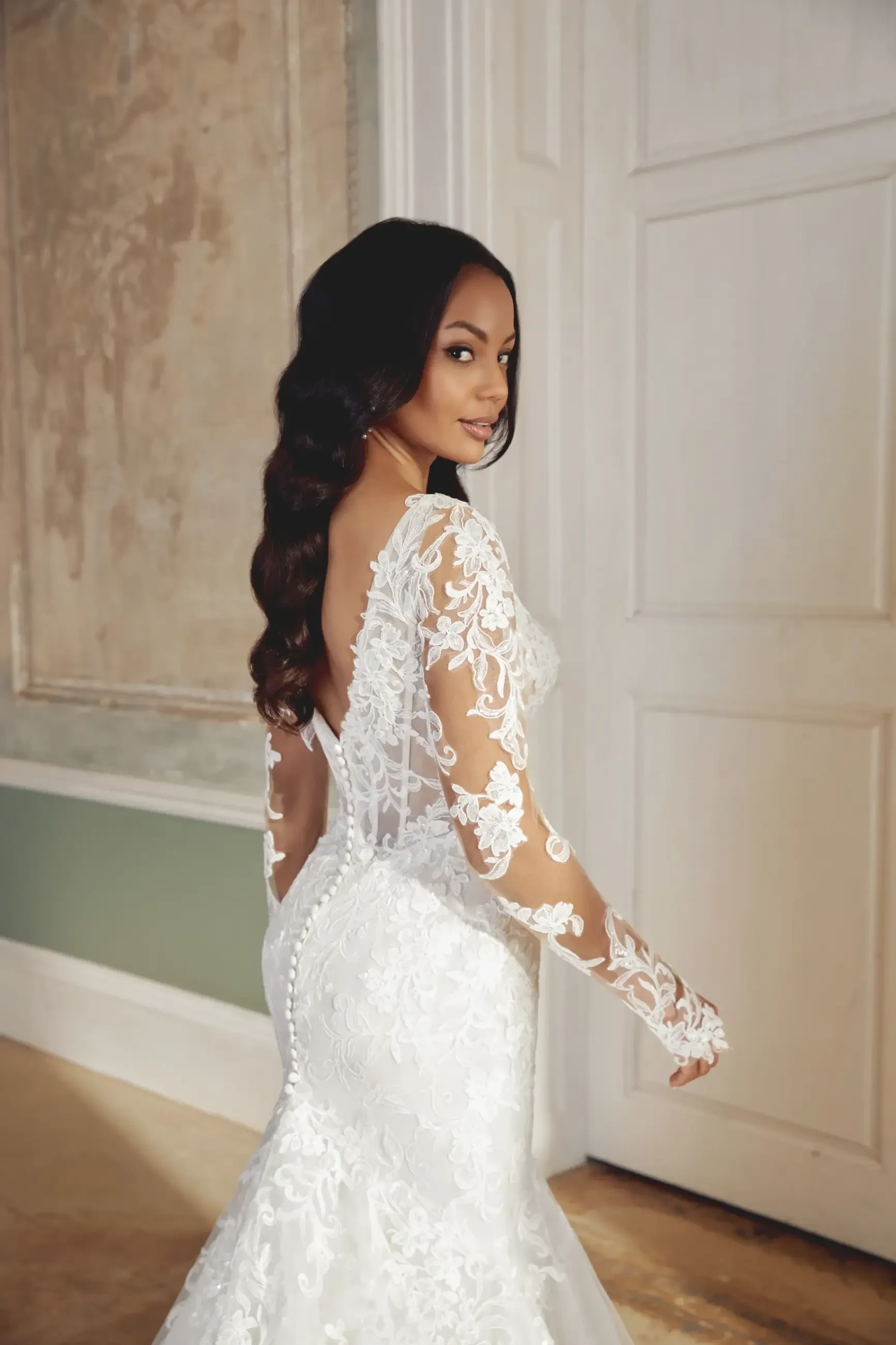 The Subtle Details That Make a Wedding Dress Feel Luxurious and Elevated. Desktop Image
